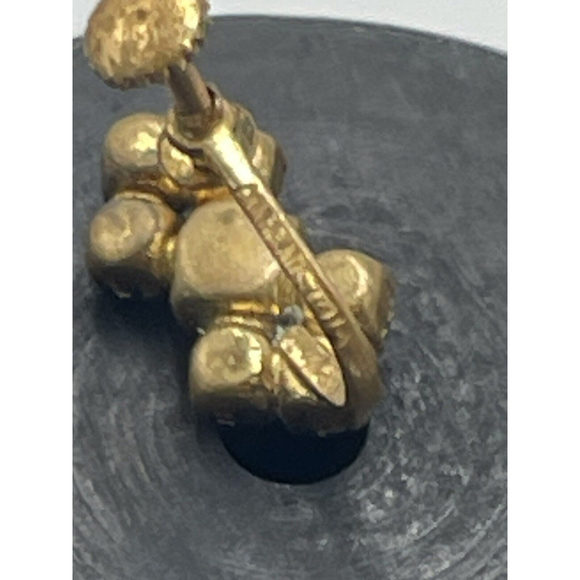 Austrian Green & AB Coated Rhinestone Gold Tone Screw Back MCM 1960s Earrings - Picture 5 of 8